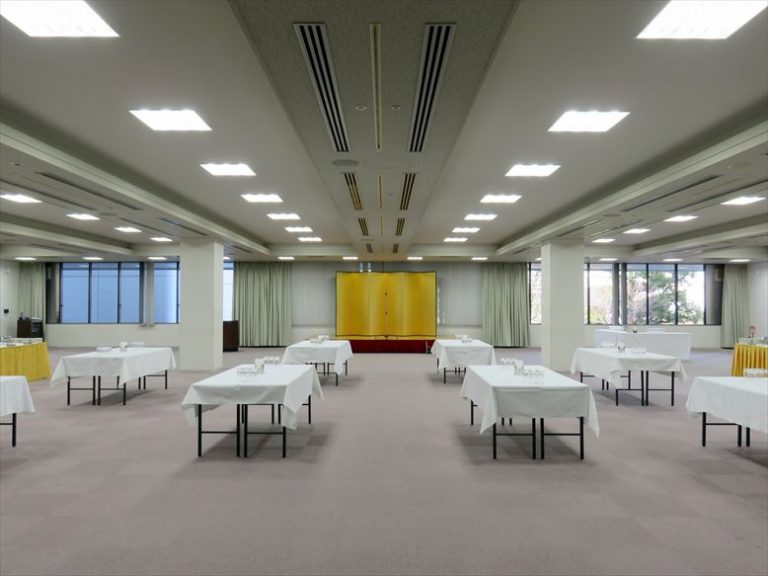 神戸商工会議所支社長・支店長懇談会が開催されました。 神戸商工会議所のコンベンション施設（貸会議室・テナント）
